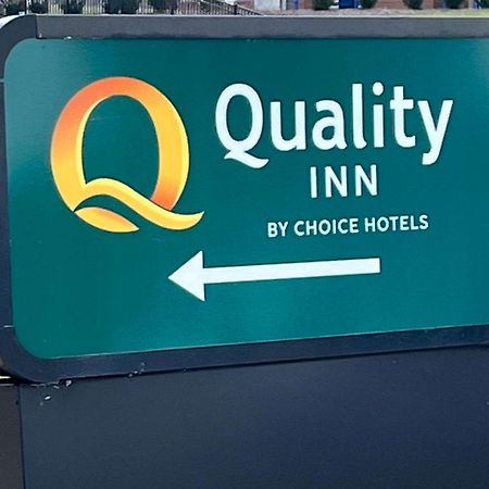 Quality Inn I-70 At Wanamaker Topeka Exterior photo